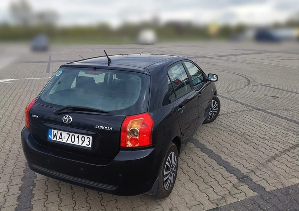 Toyota Corolla cena 15000 przebieg: 137500, rok produkcji 2005 z Warszawa małe 466